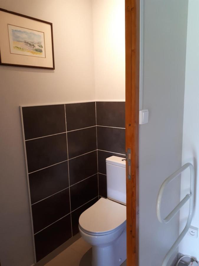 La Chenaie Bed & Breakfast Sainte-Marthe  ภายนอก รูปภาพ